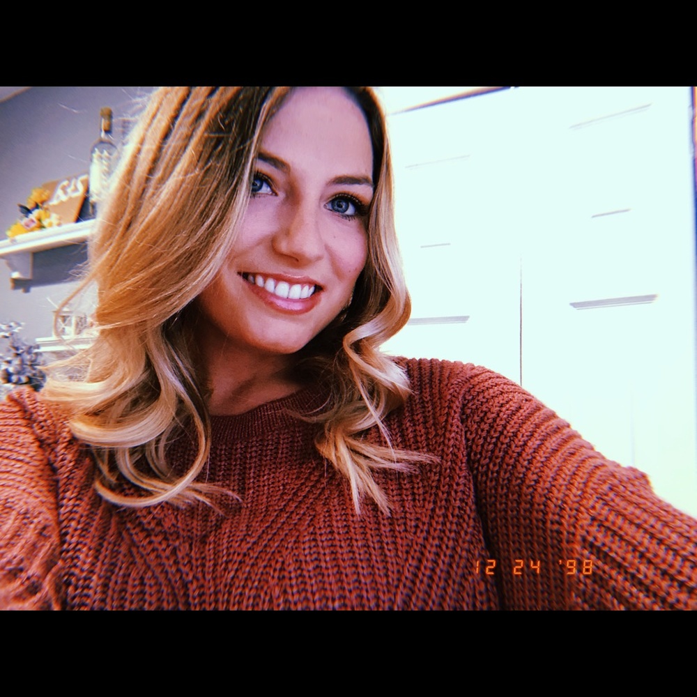 Meet your Posher, Dana